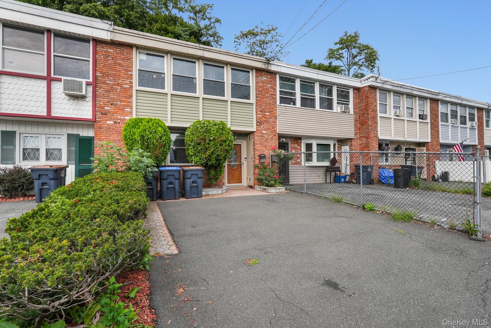 47 Hillside Avenue — photo