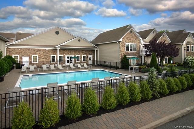 613 Dolphin Lane 613 — photo