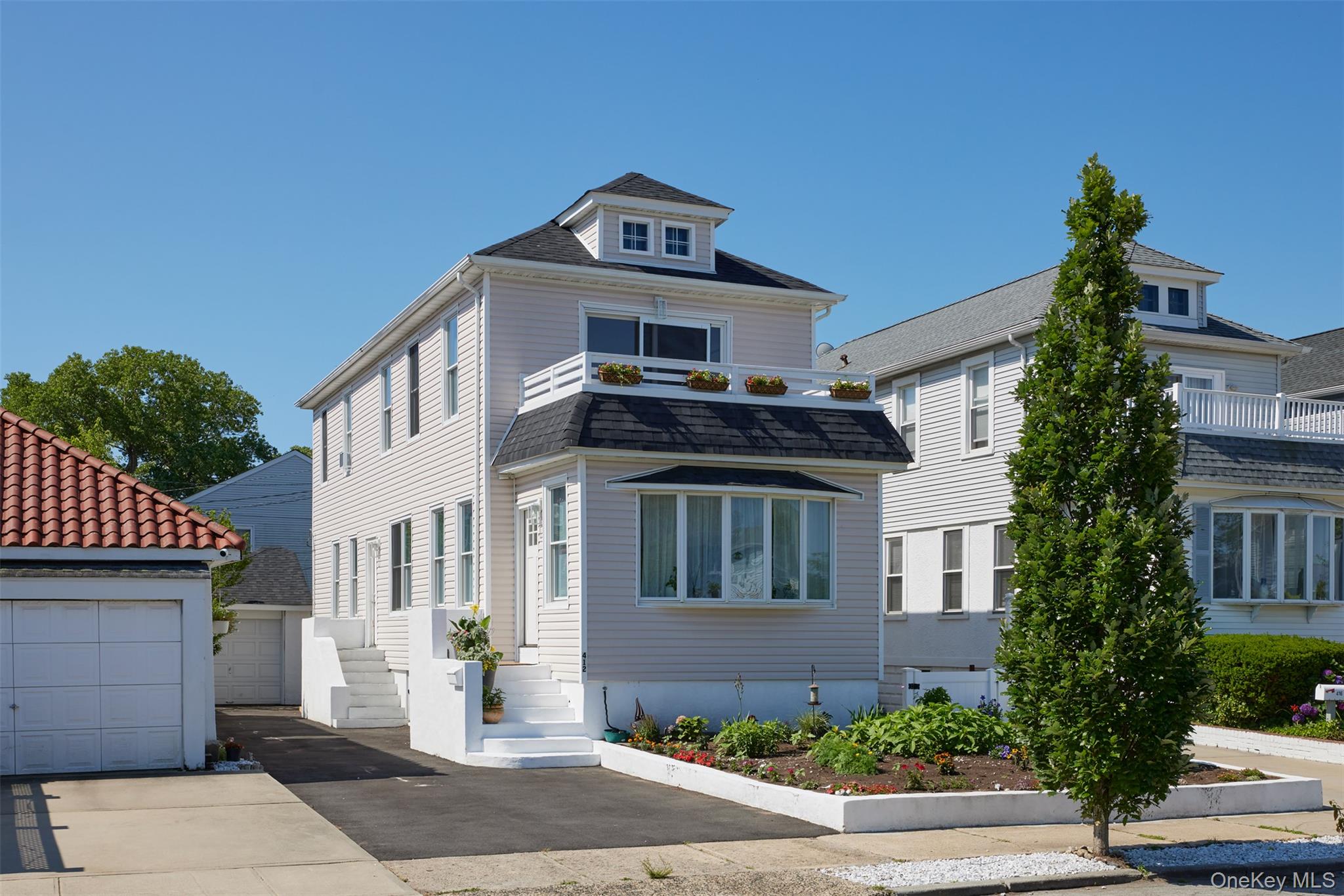 412 W Hudson Street — photo