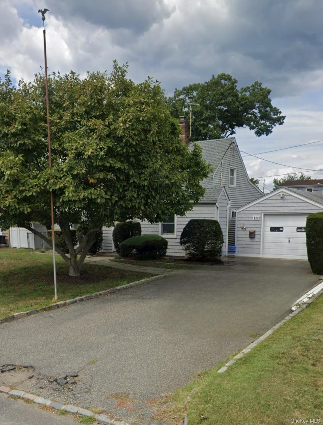 671 Lowell Street — photo