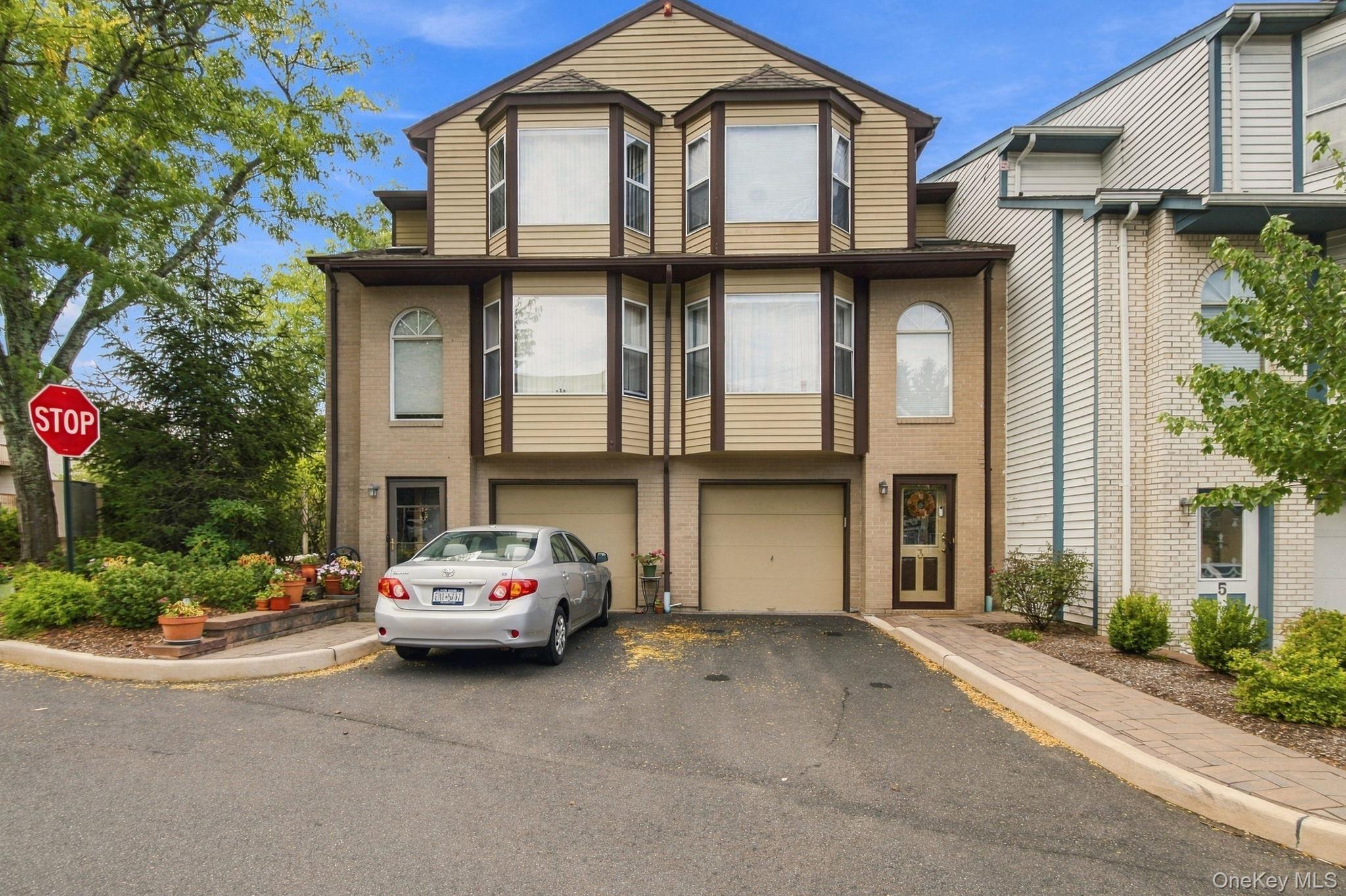 3 Nottingham Court — photo