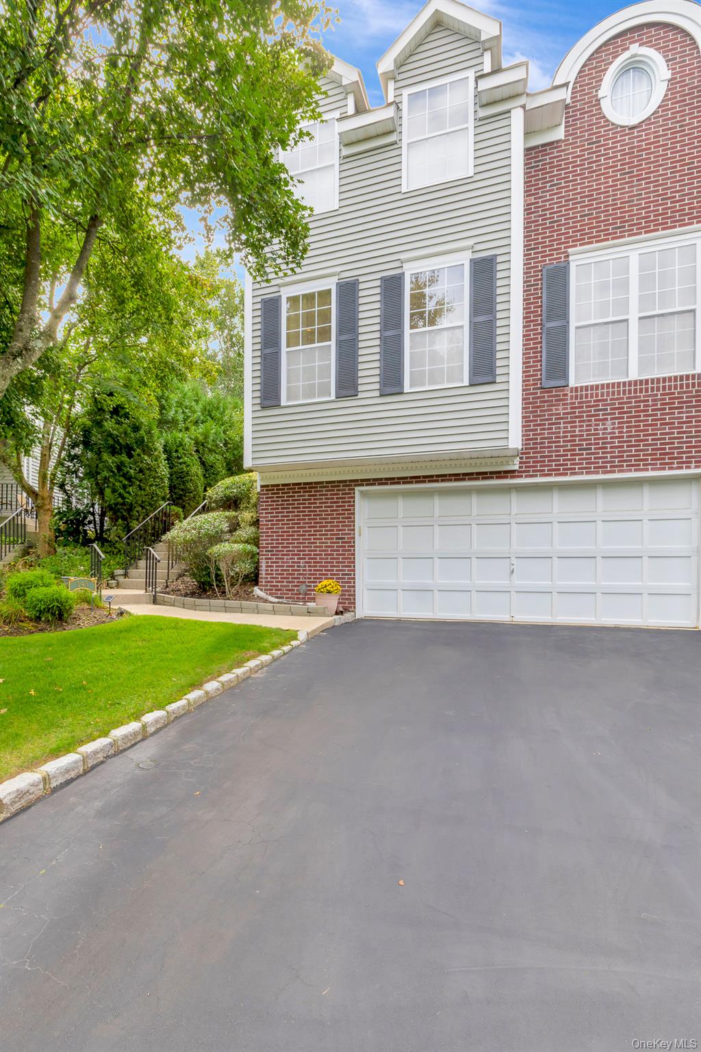 143 Paddington Circle — photo