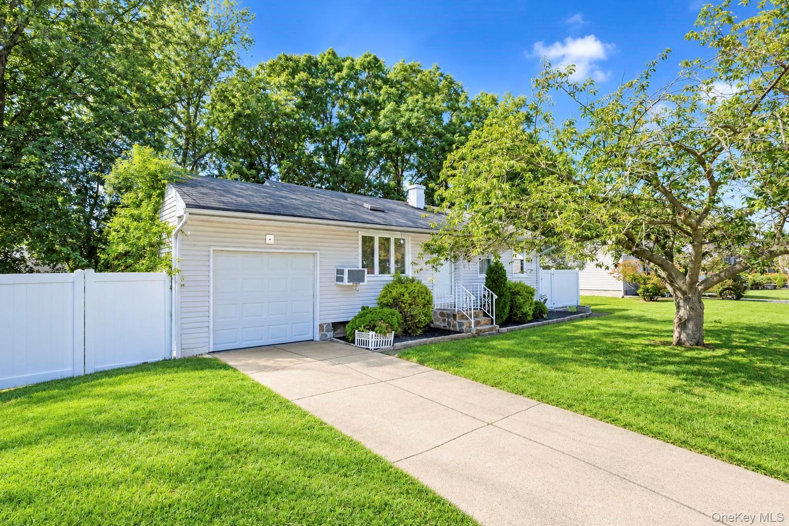 8 Norwalk Lane — photo