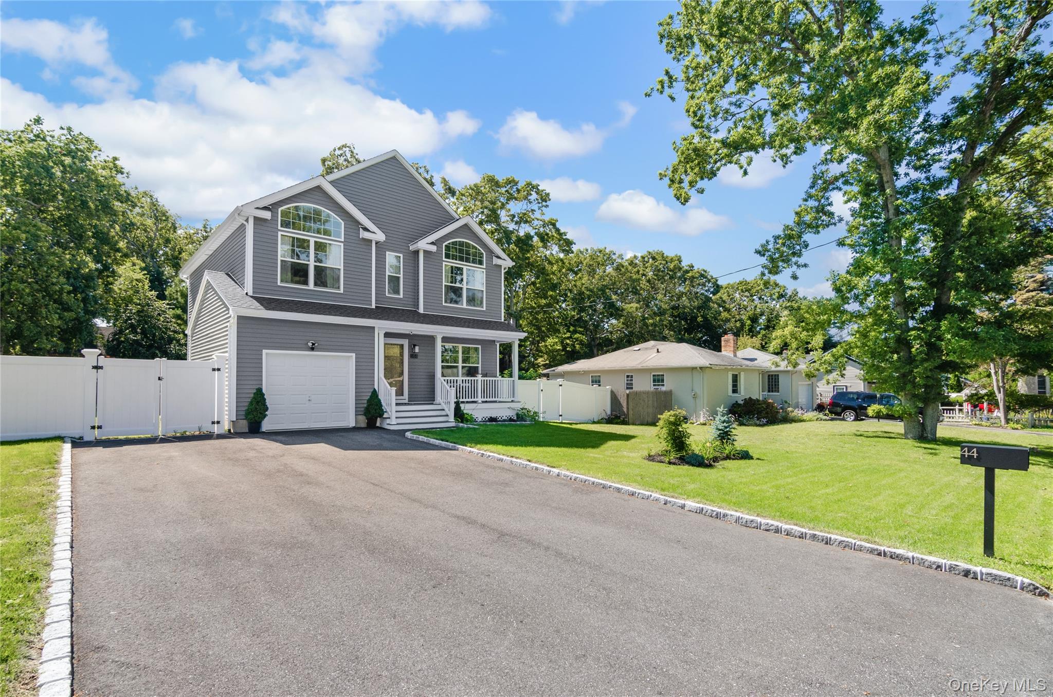 44 James Street, Brookhaven, NY 11772 — photo 3