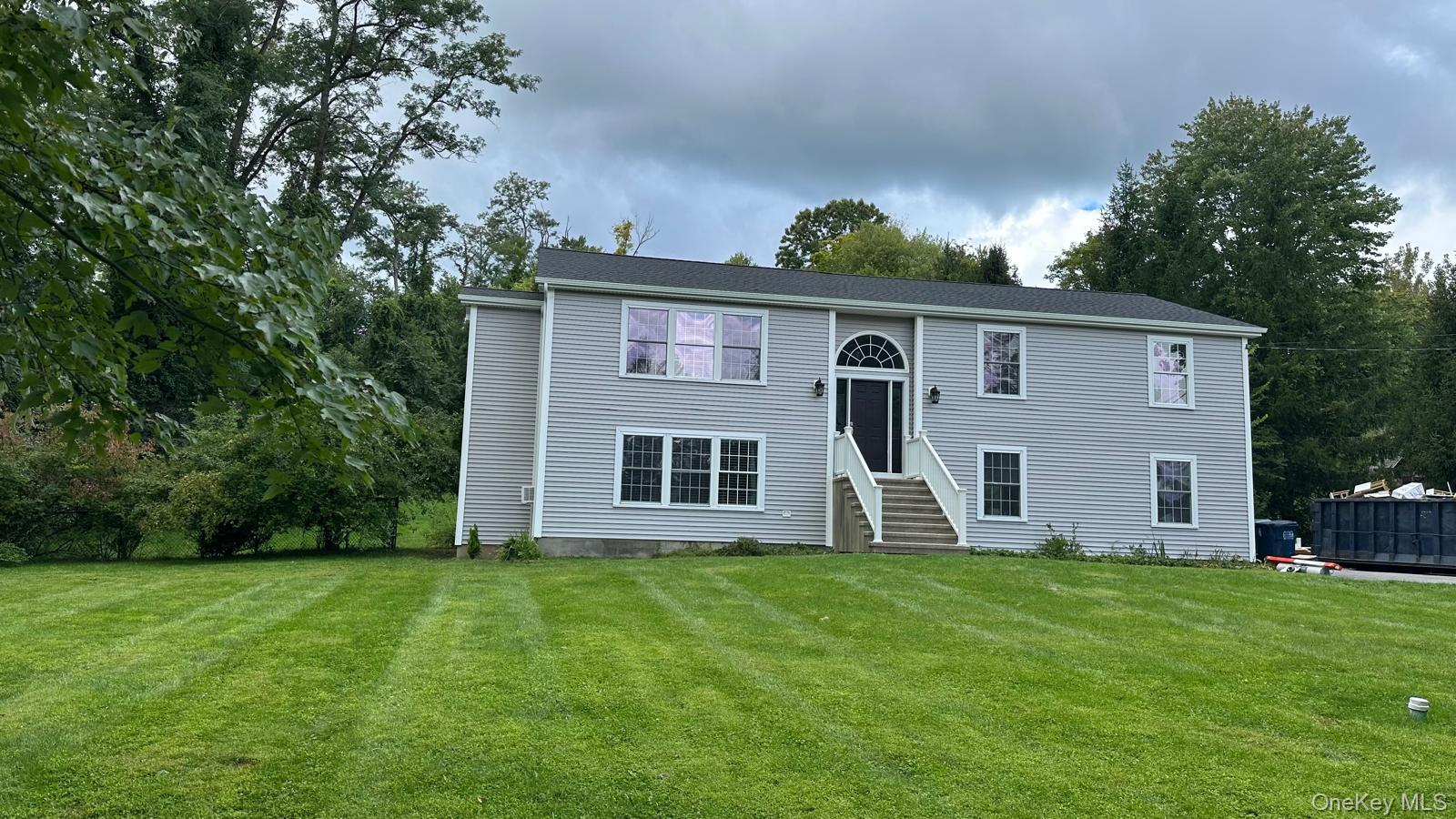 5 Meadow Drive — photo