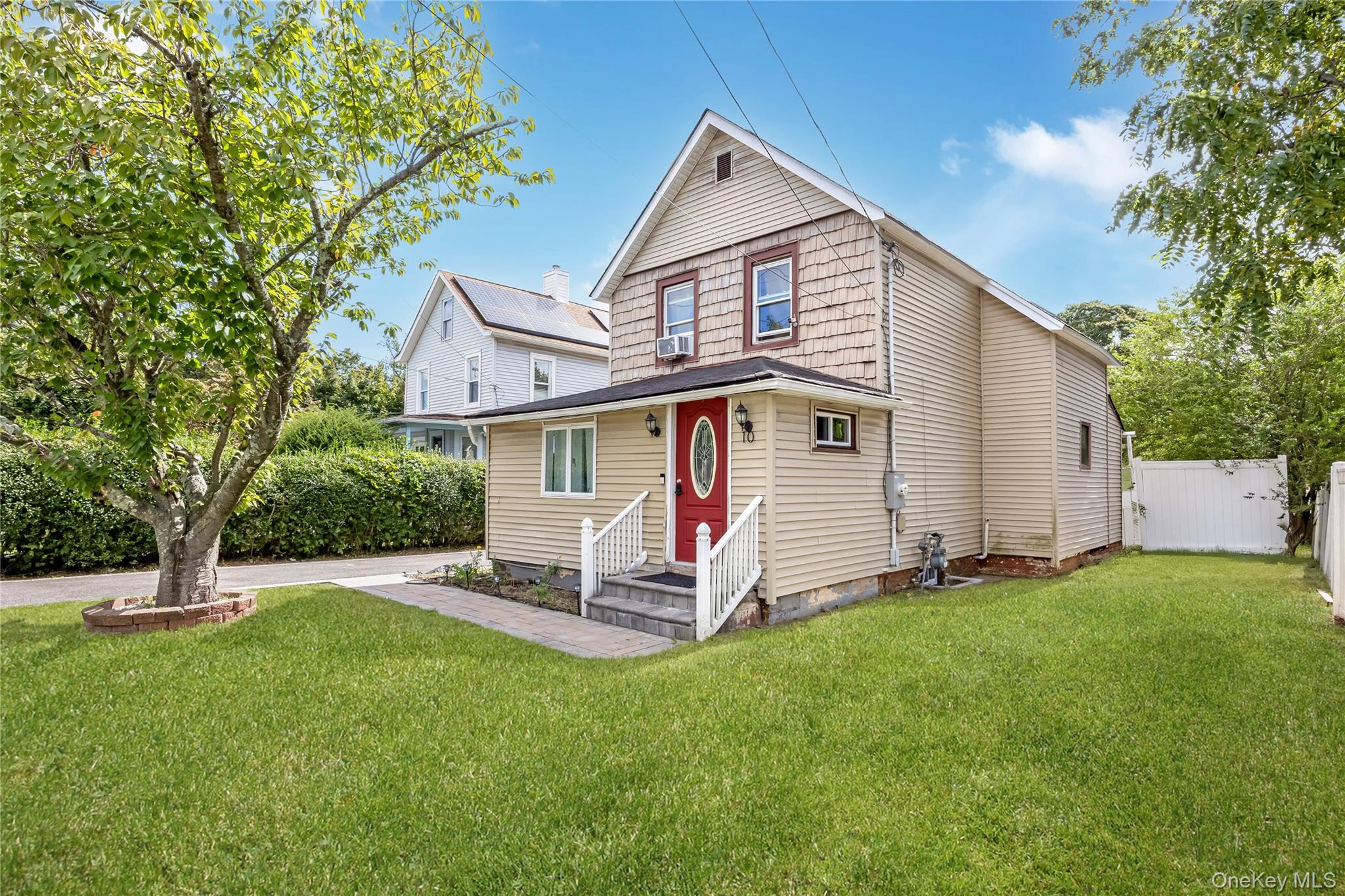 10 Brightside Avenue — photo