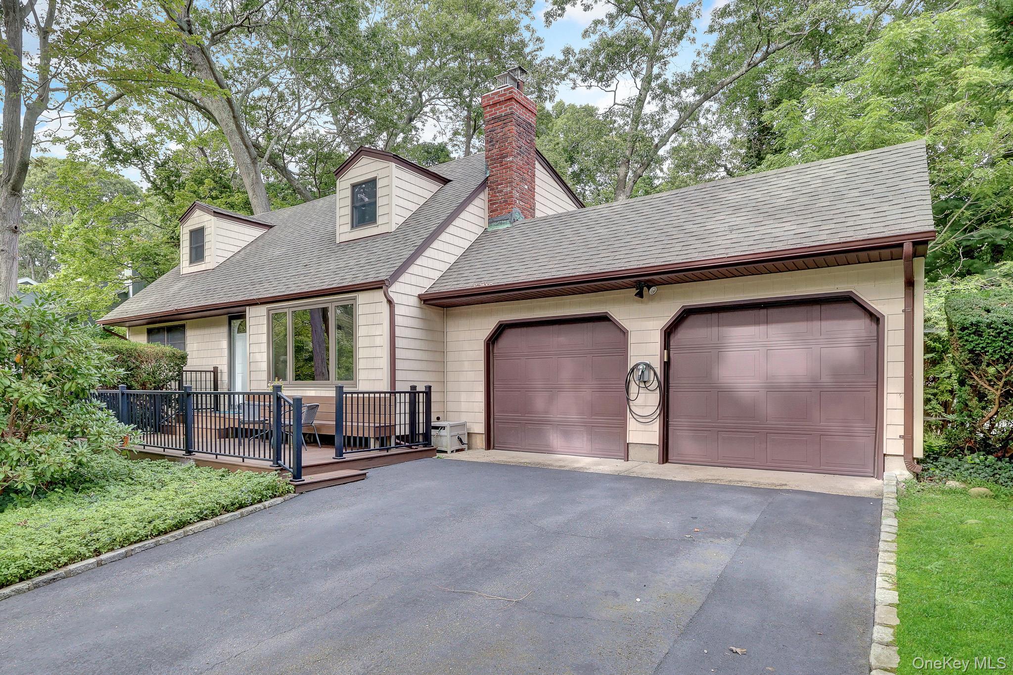 43 Huyler Court — photo