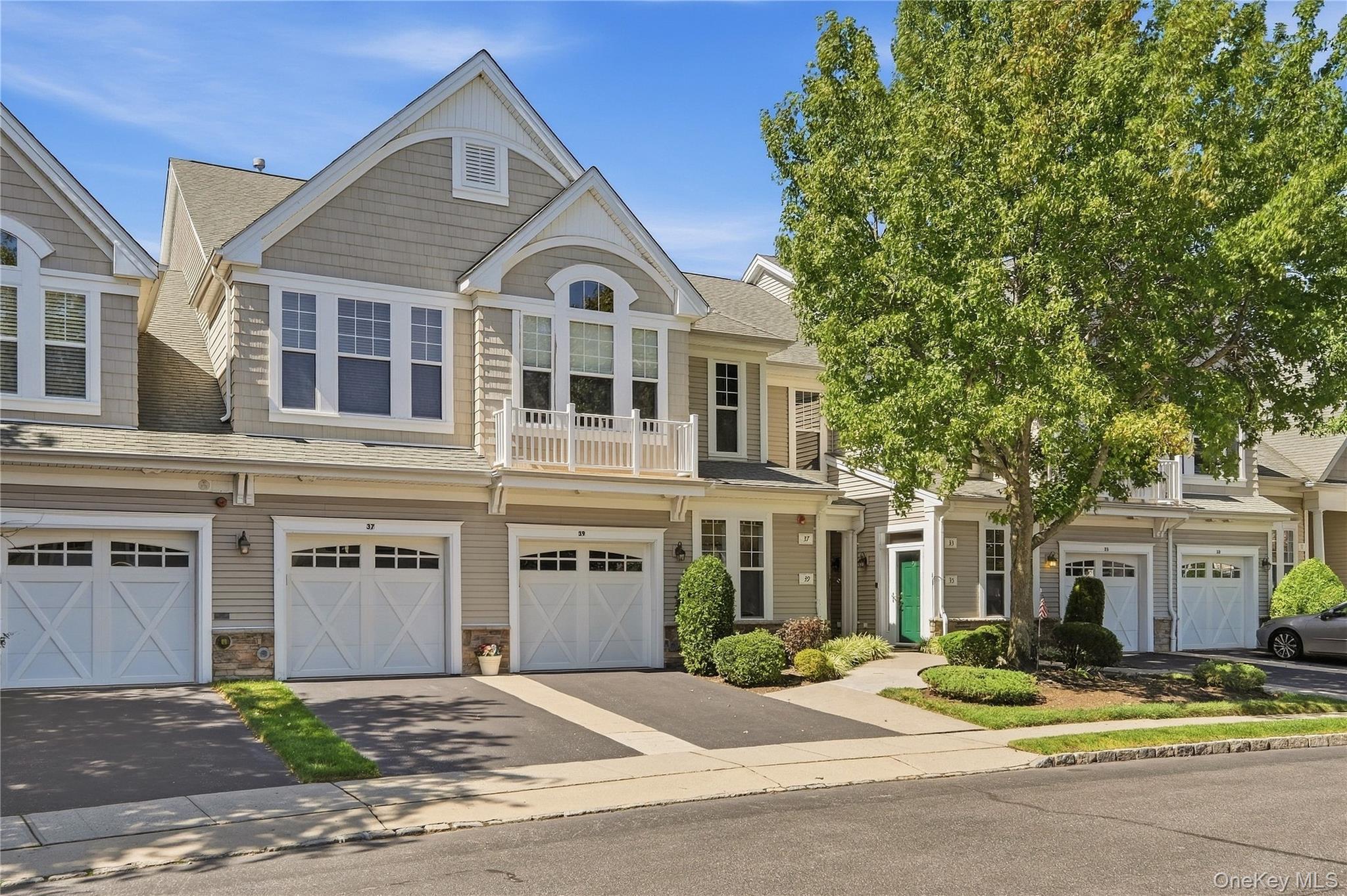 39 Symphony Drive — photo