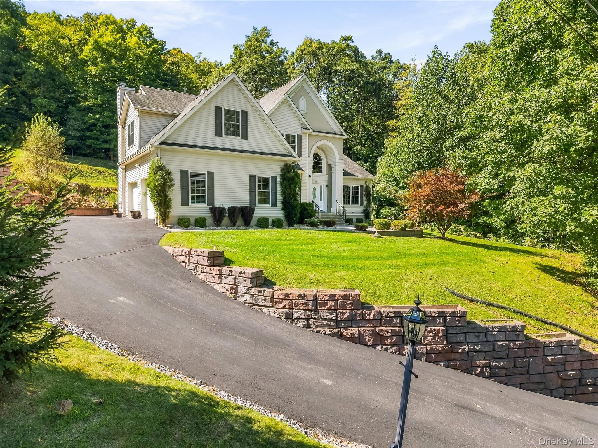 2 Pond Ridge Crossing — photo