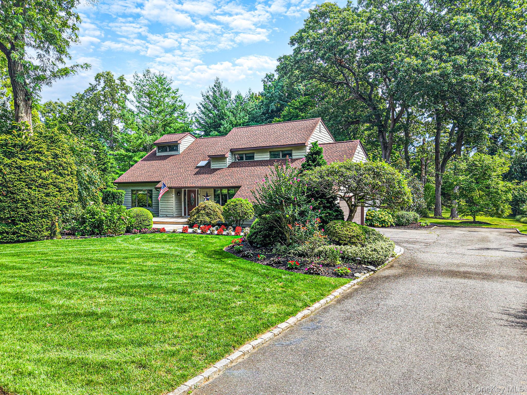 4 Kroft Court — photo