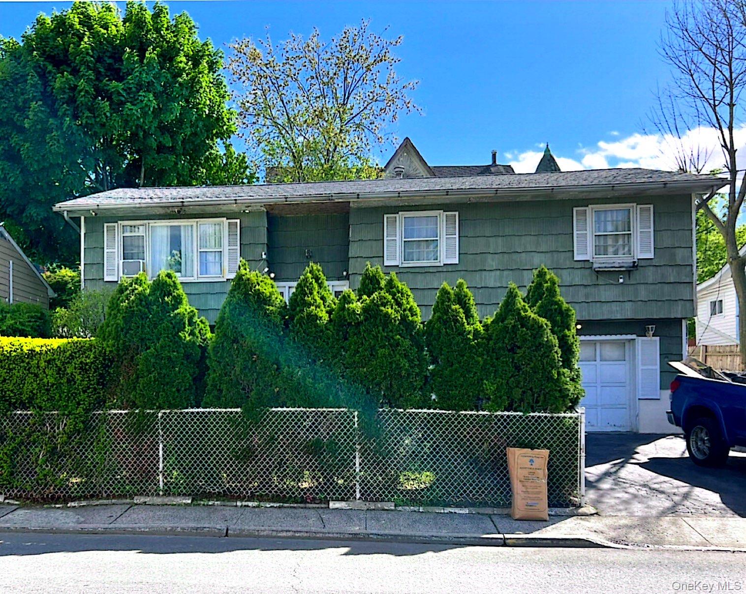 4 Conklin Avenue — photo