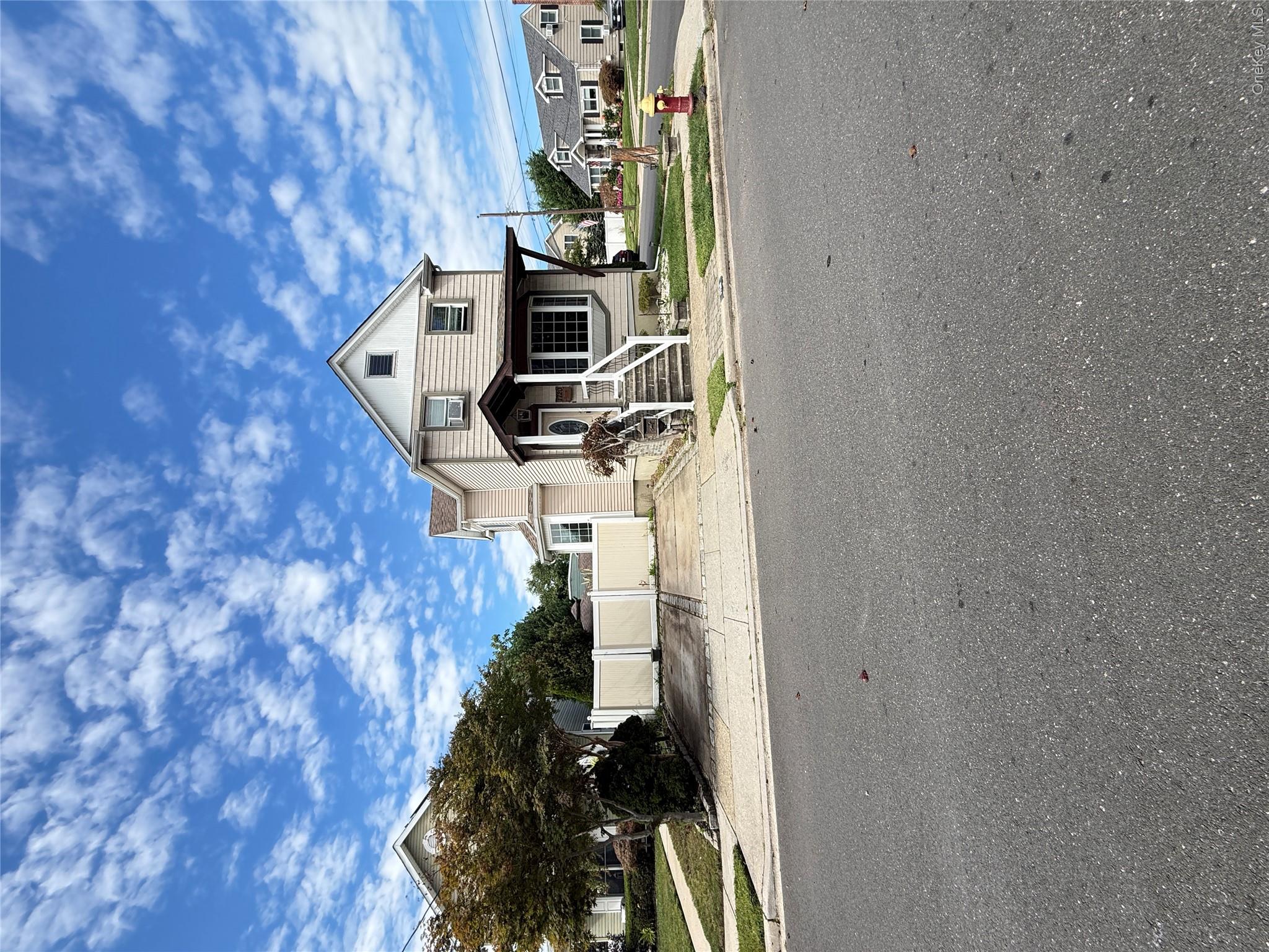 1720 Montague Avenue — photo