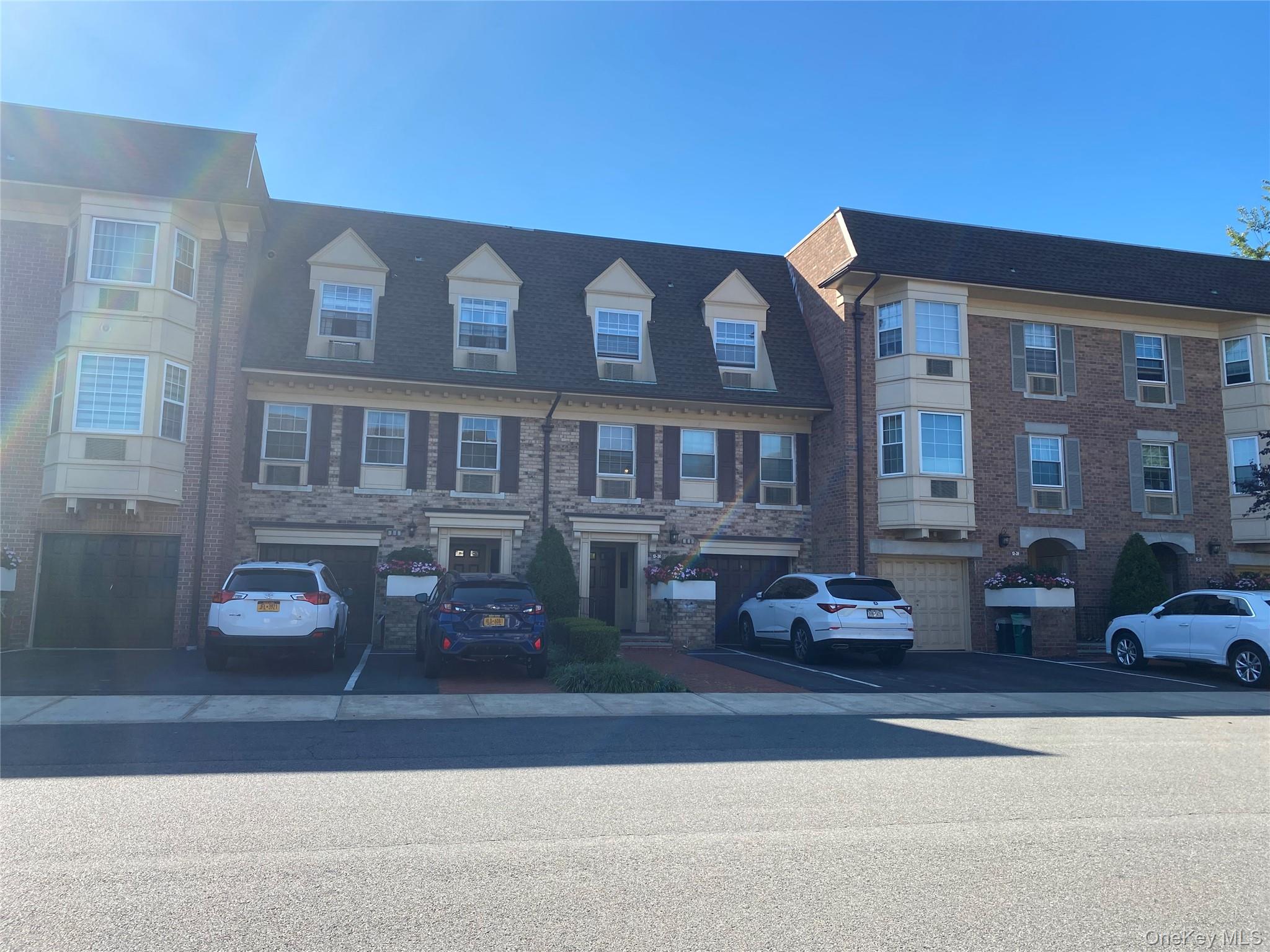 1230 Estates Lane 1136 — photo