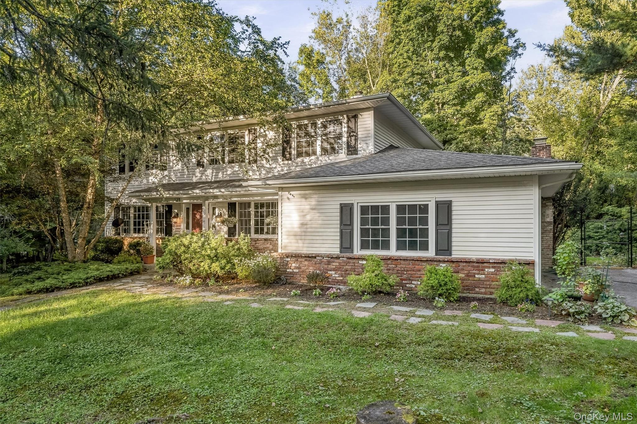 123 Pickerel Road — photo