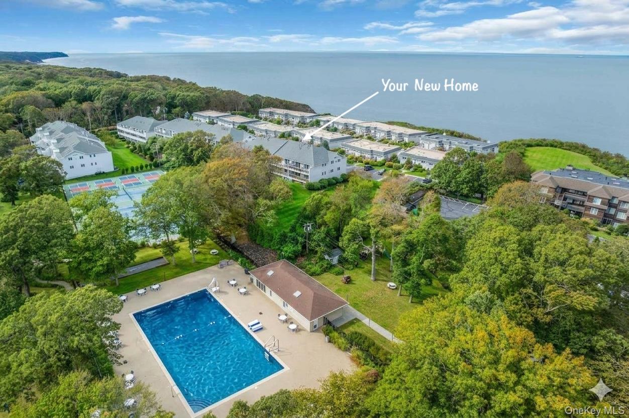 3104 Bluffs Drive S — photo