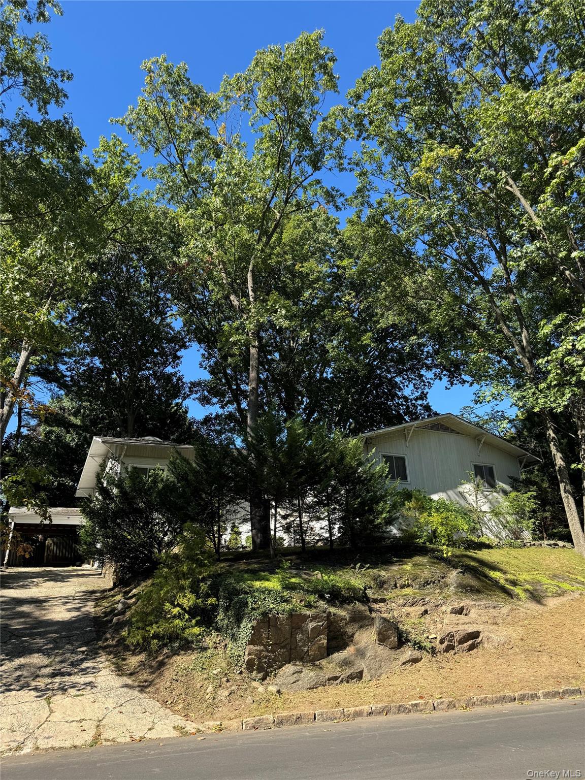 26 Soundview Drive — photo