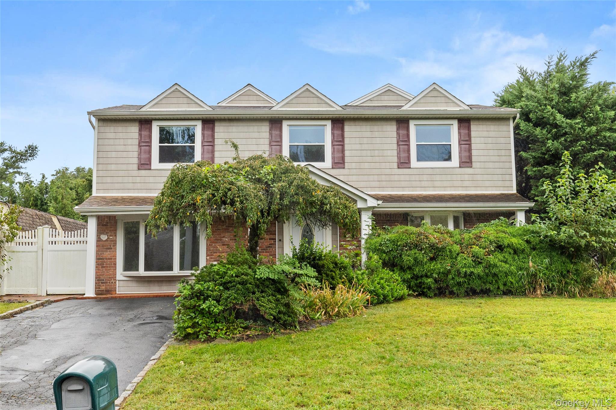 20 Hilltop Drive — photo