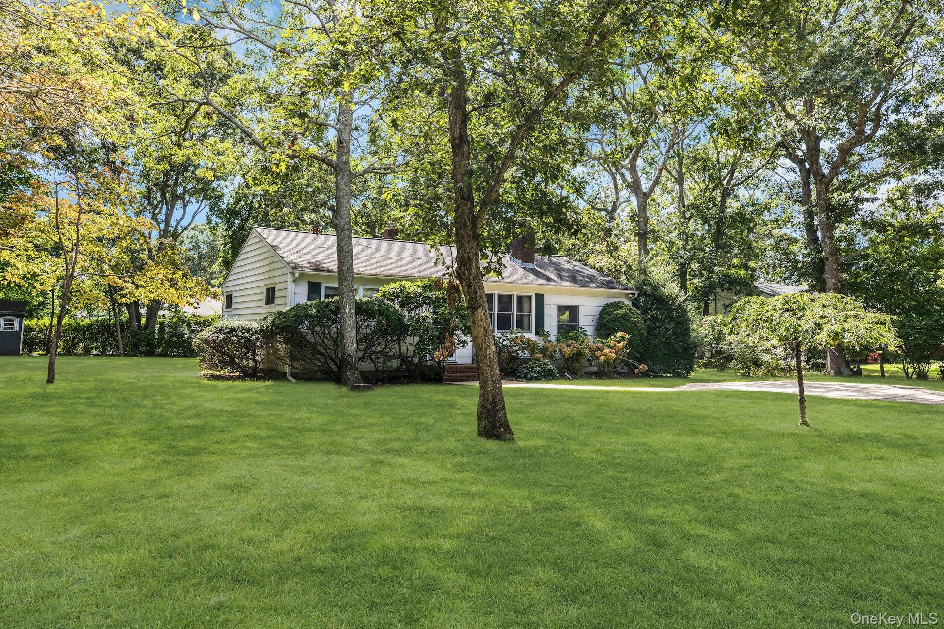 112 Lynncliff Road — photo