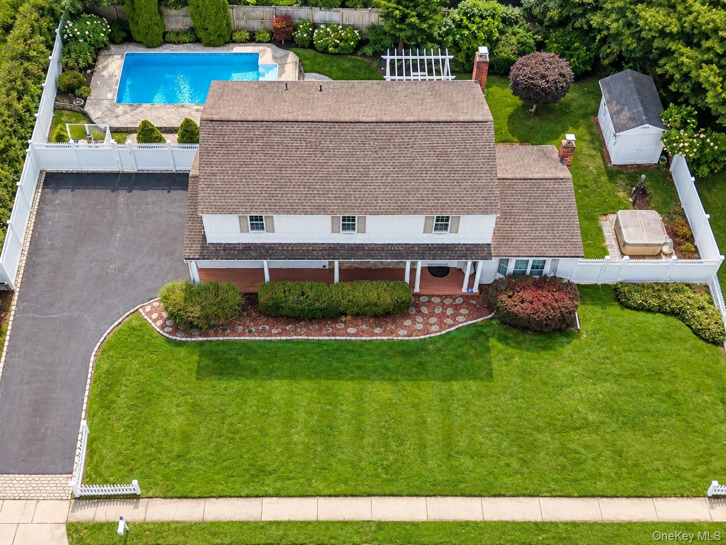 14 Osage Drive — photo