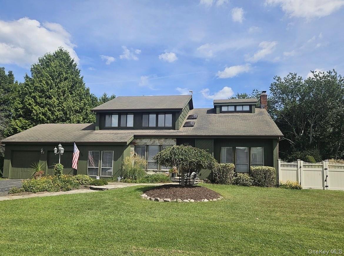 15 Vineyard Way — photo