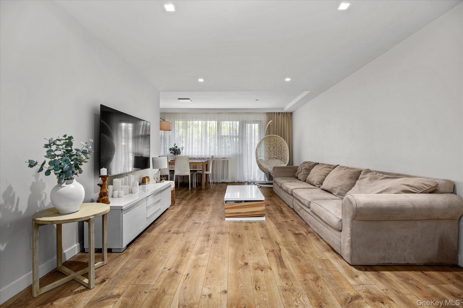 151-31 88th Street 3C — photo