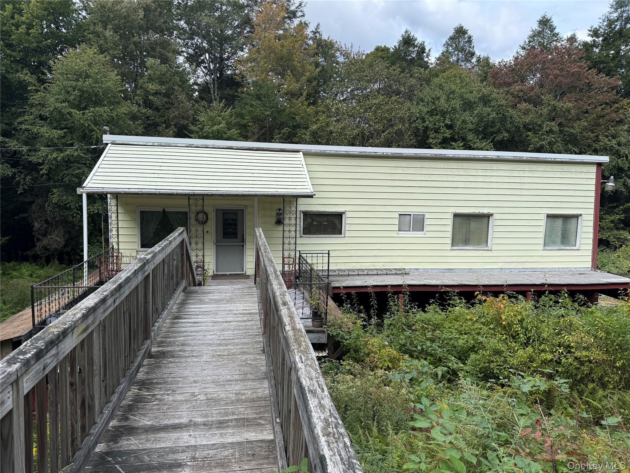 186 Twin Bridge Road — photo