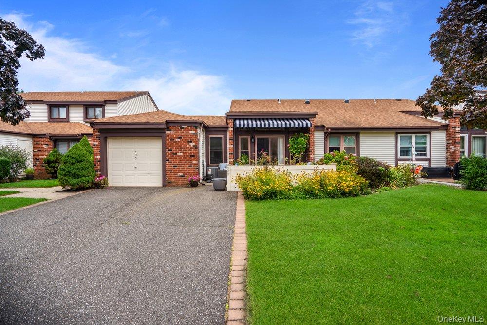705 Alden Court — photo