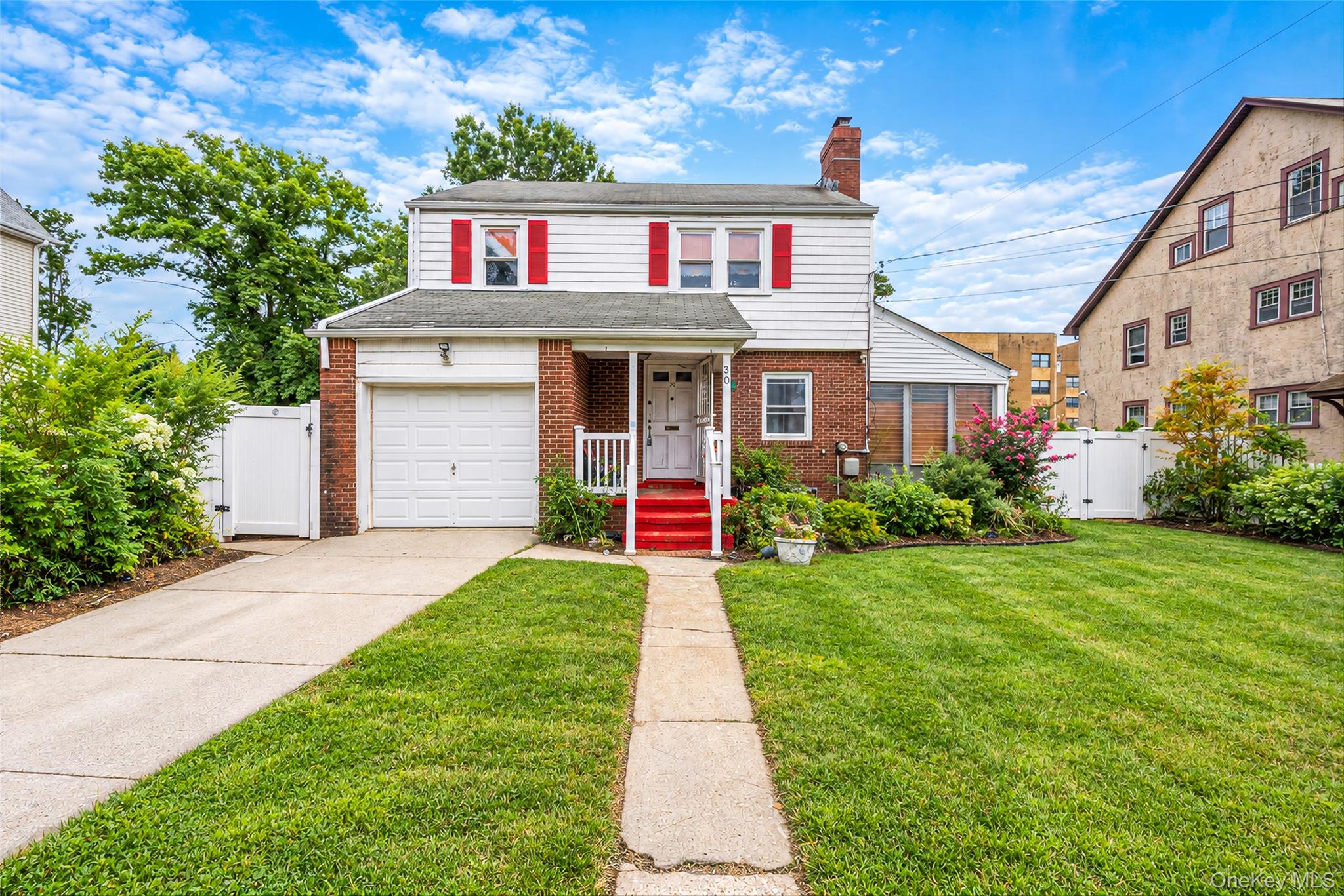 30 Fairview Boulevard — photo