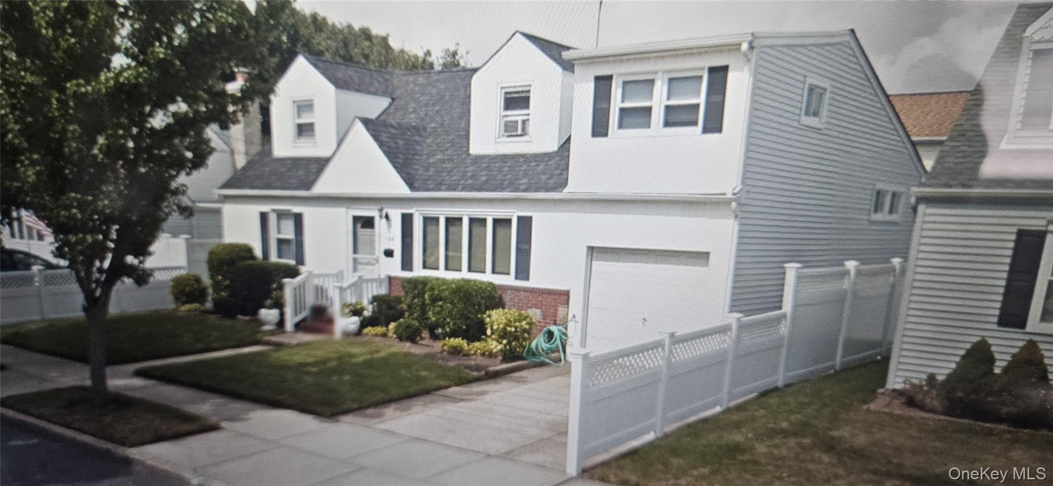 126 Waterford Road Lower — photo