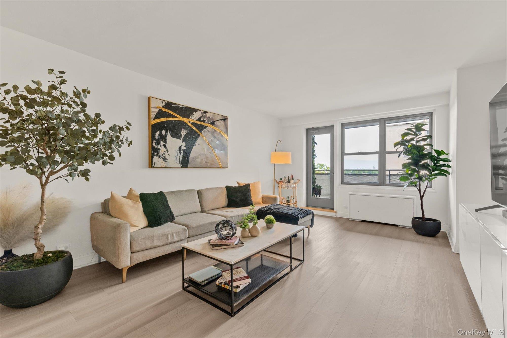 125-10 Queens Boulevard Unit 606 — photo