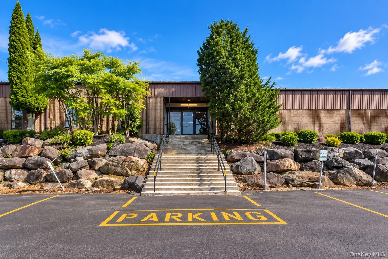 380 Route 210 — photo