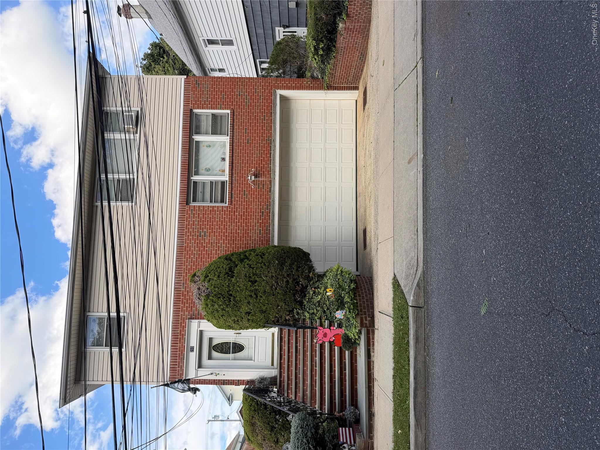 210 Orchard Street — photo