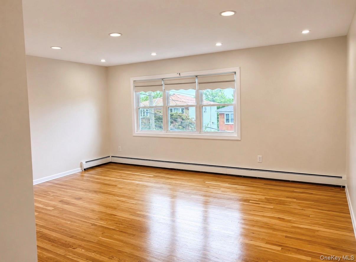 61 Mansion Avenue 2 Flr — photo