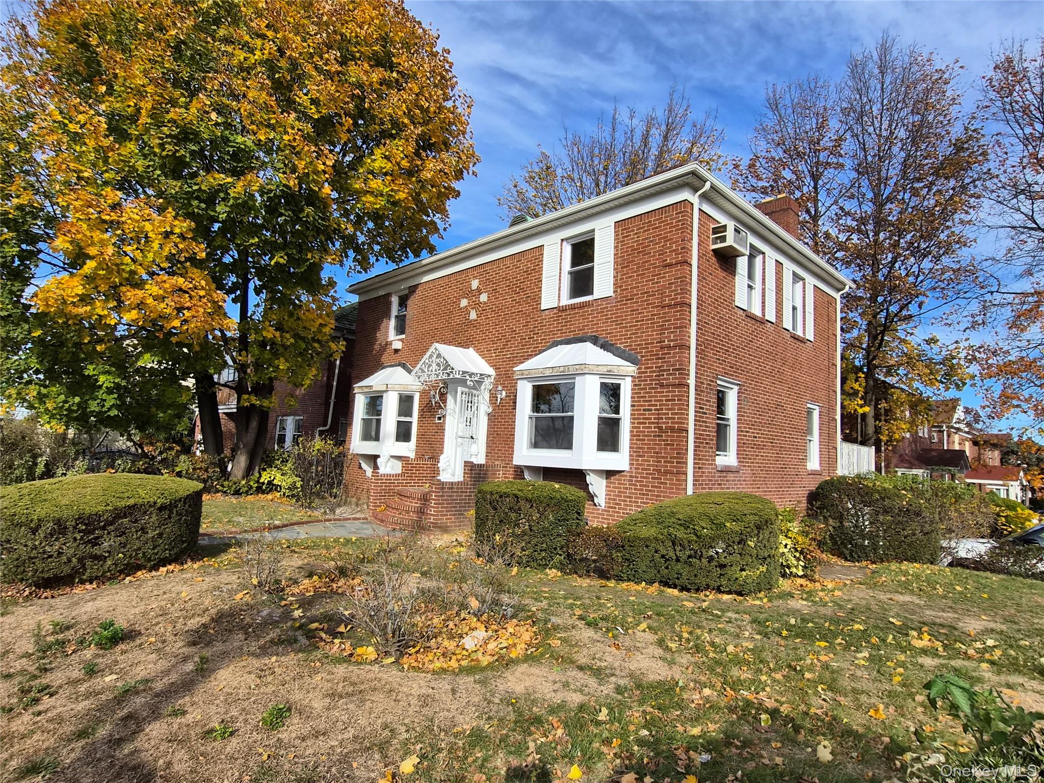 8019 Utopia Parkway — photo