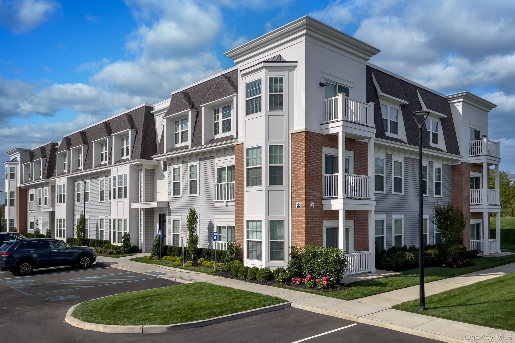 91 Circle Drive 91-108 — photo