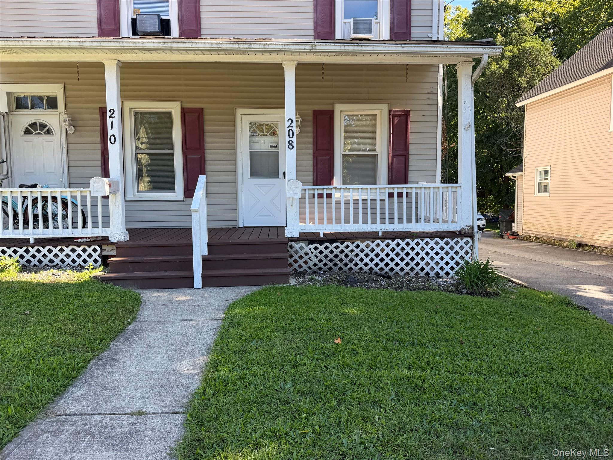 208 Elm Street — photo