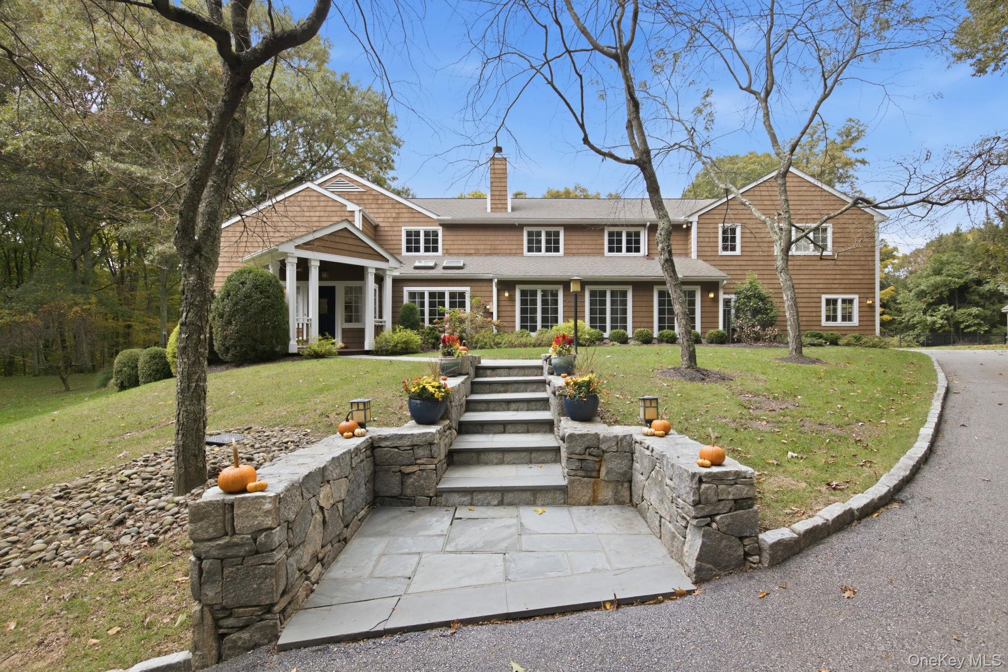 320 Saw Mill River Road — photo