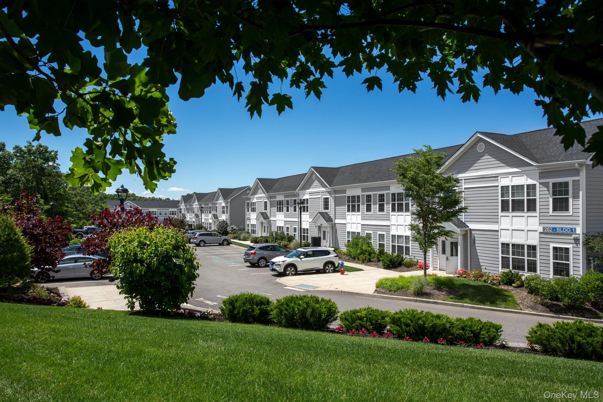 262 Indian Head Road 107 — photo