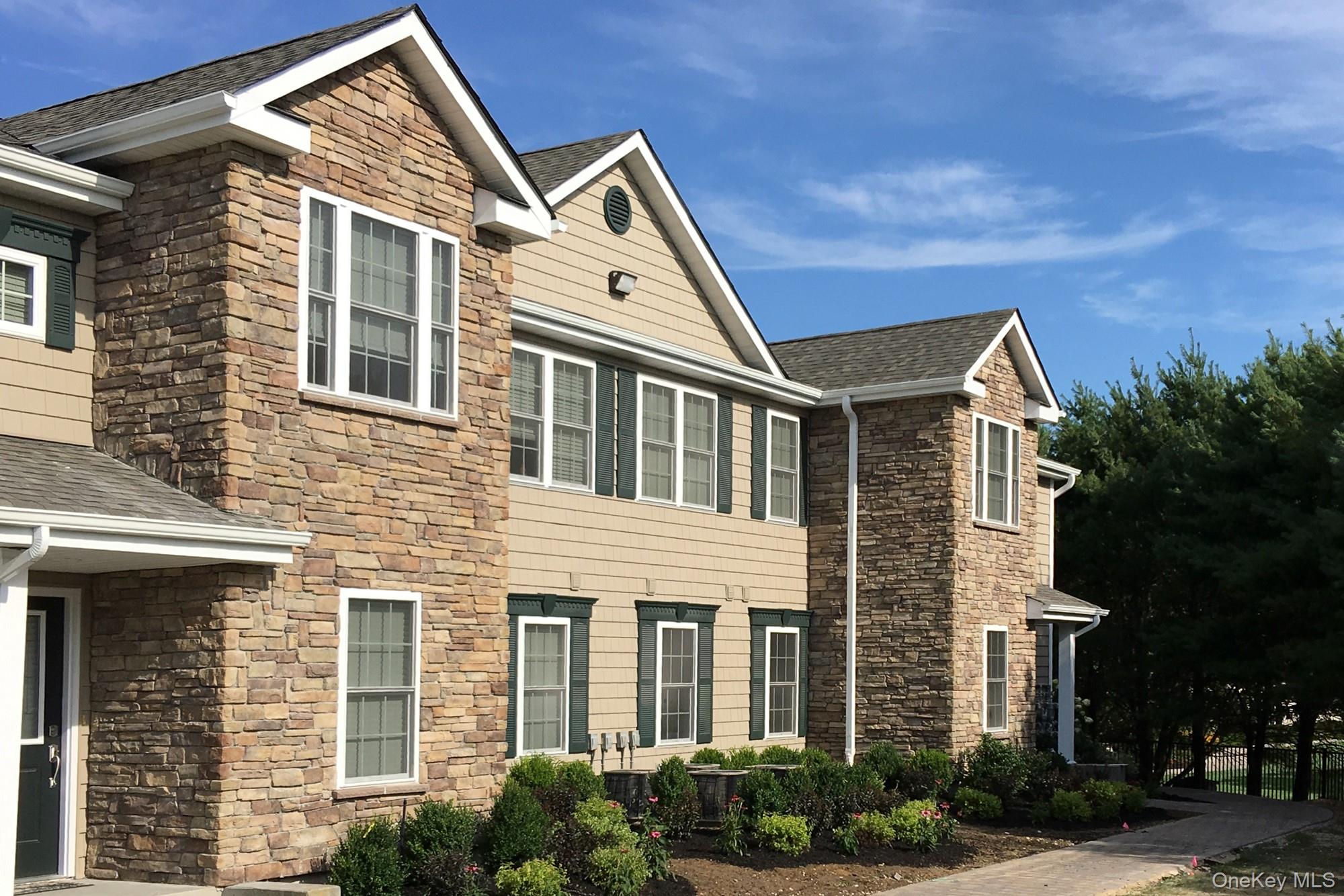 1303 Vista View Drive 1303 — photo