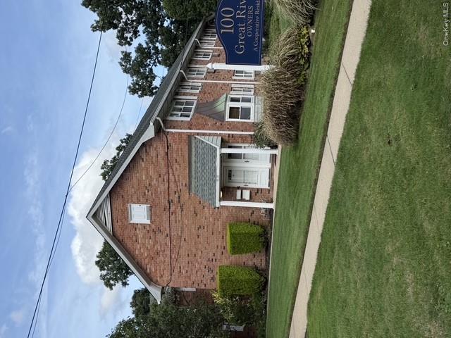 100 Connetquot Avenue 36 — photo