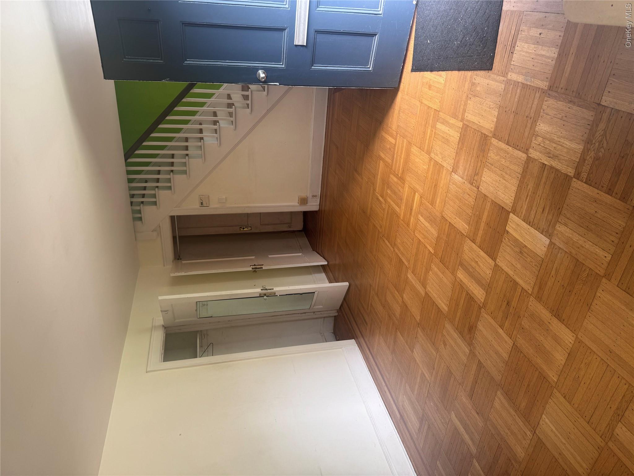 89 N Bergen Place — photo