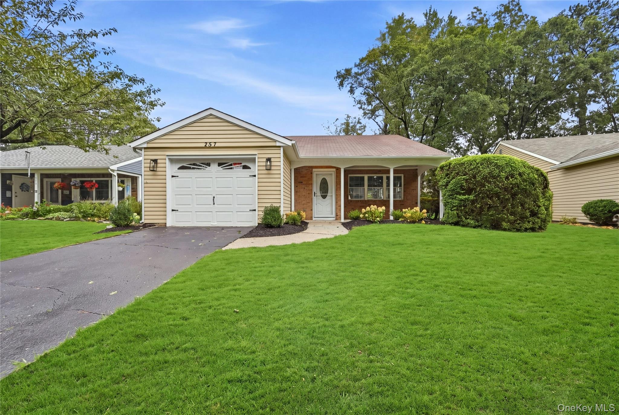 257 Edinburgh Drive, Brookhaven, NY 11961 — photo 3