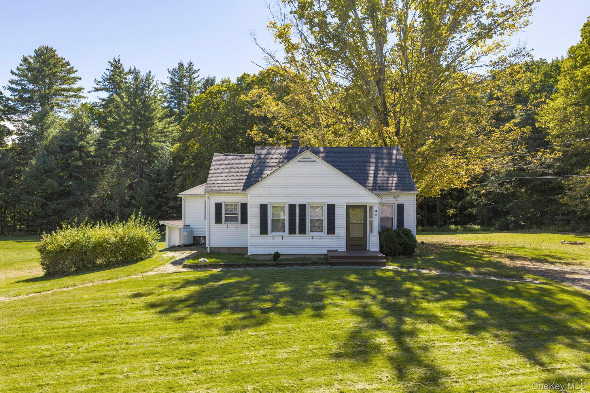 24 Wolf Lake Road — photo