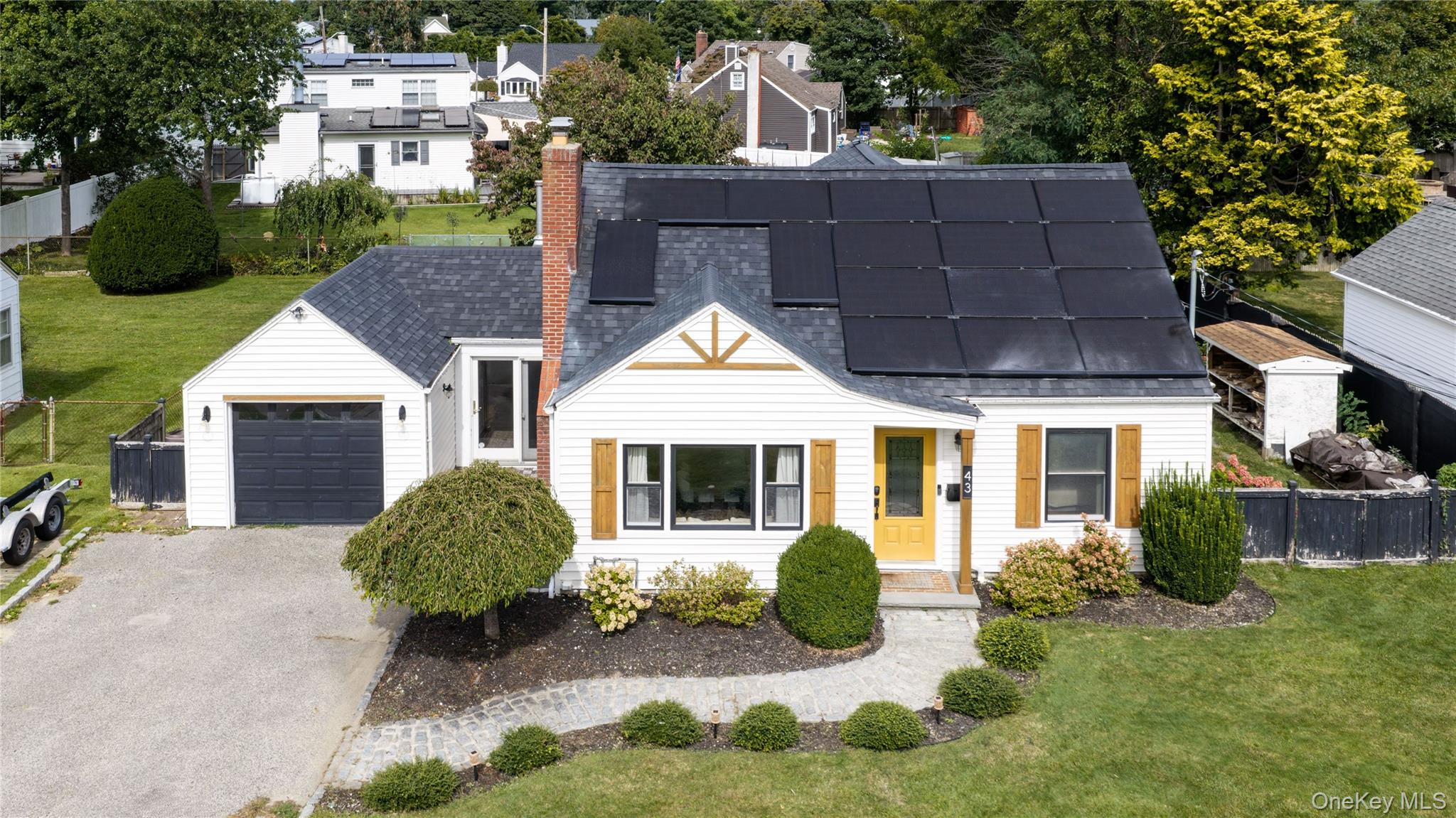 43 Foster Boulevard — photo