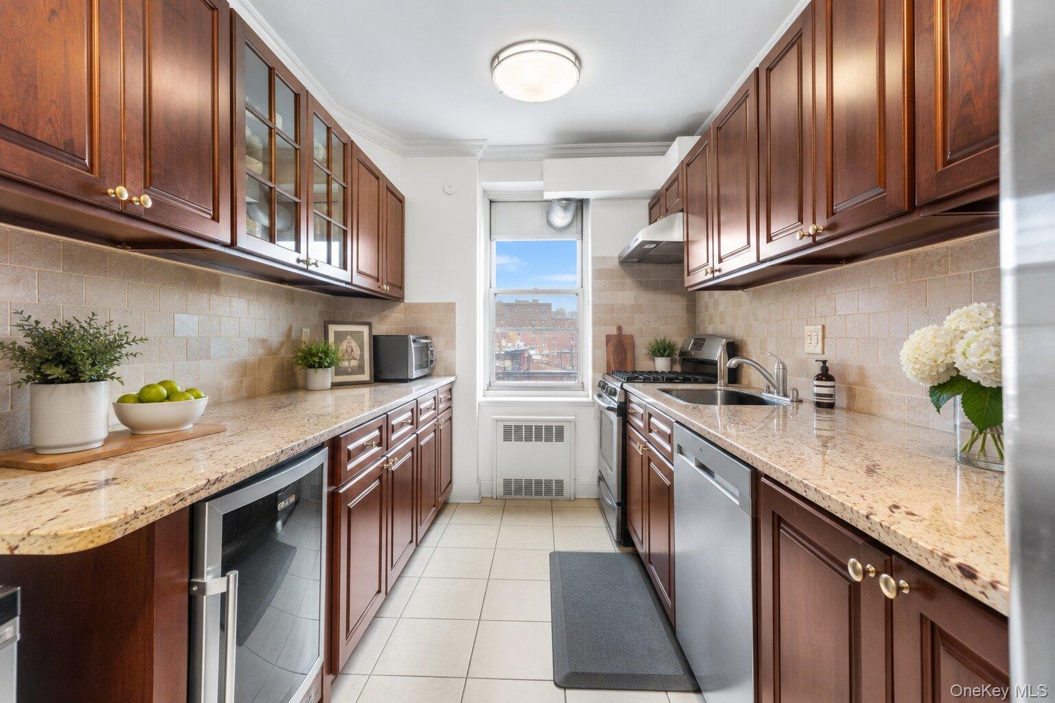 64-11 99th Streets Unit 304 — photo