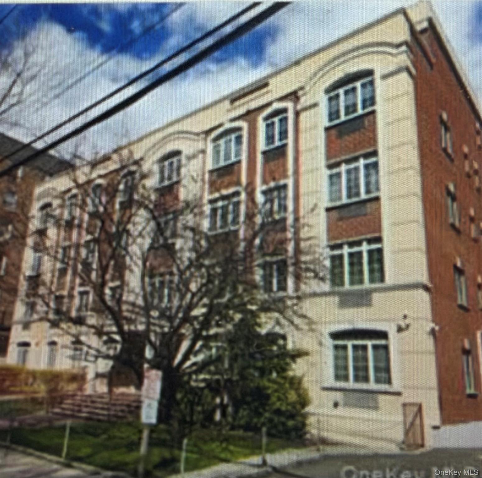 85-15 120th 3a — photo