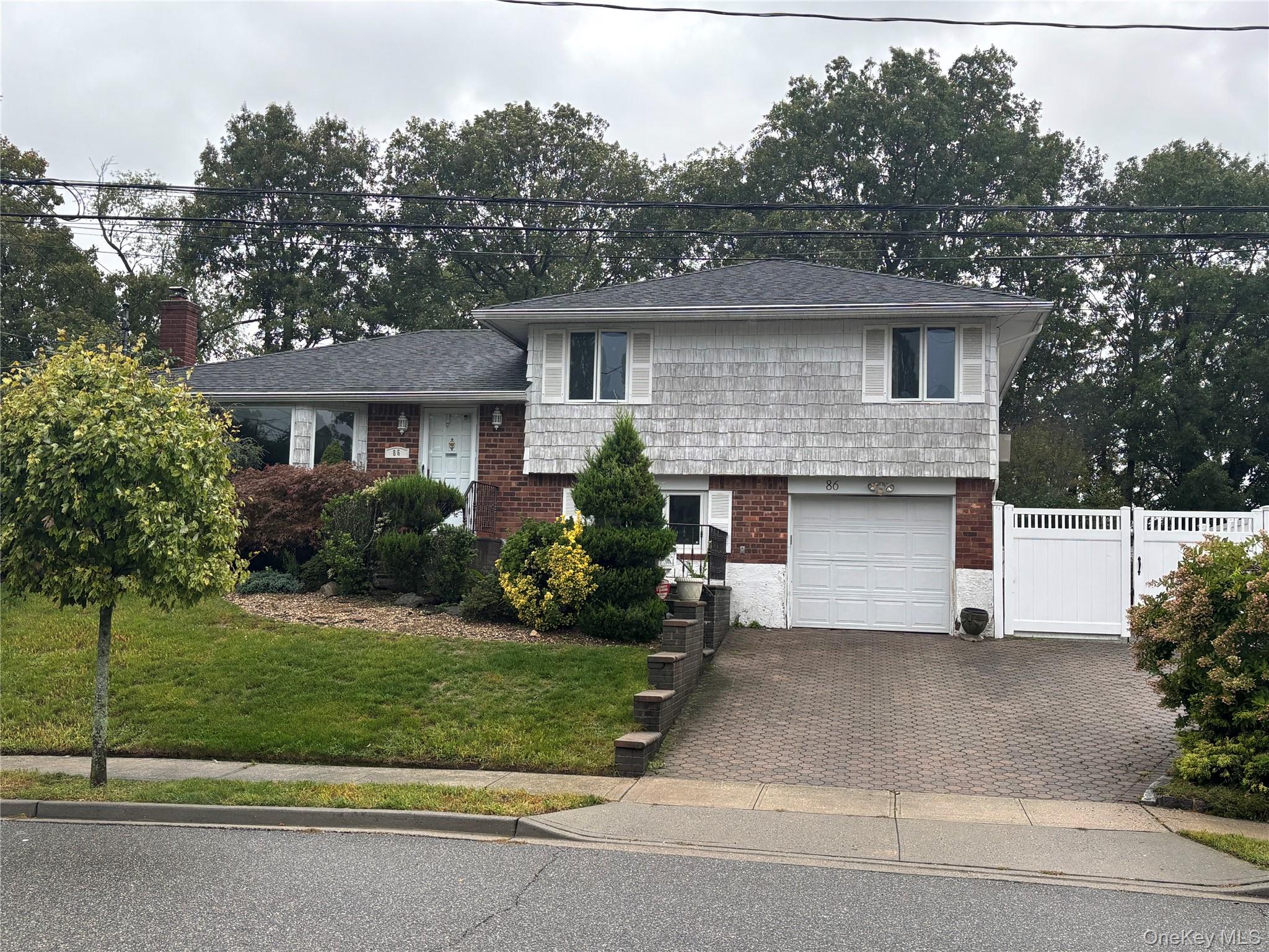 86 Hill Drive — photo