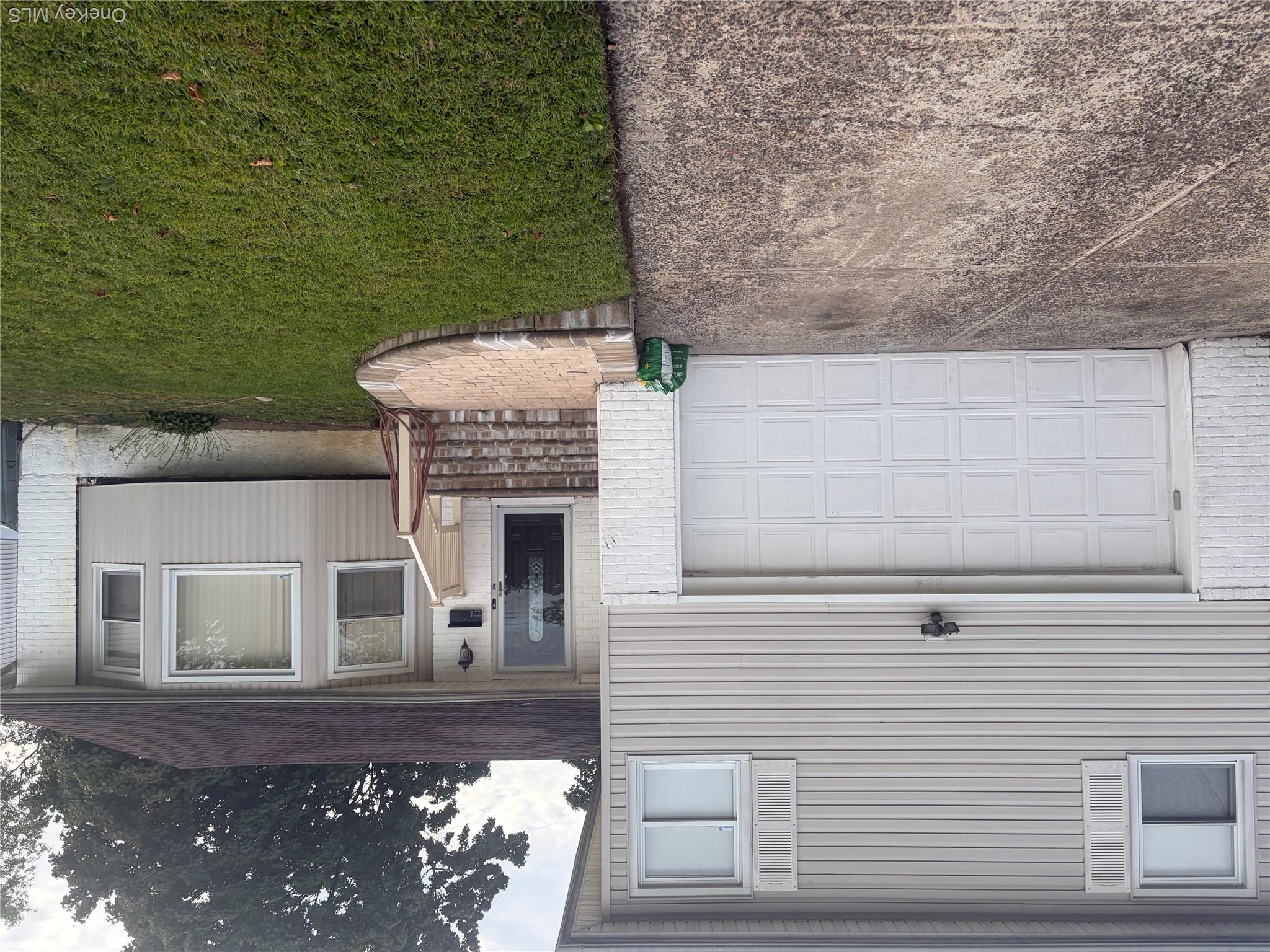 224 E Pennywood Avenue — photo