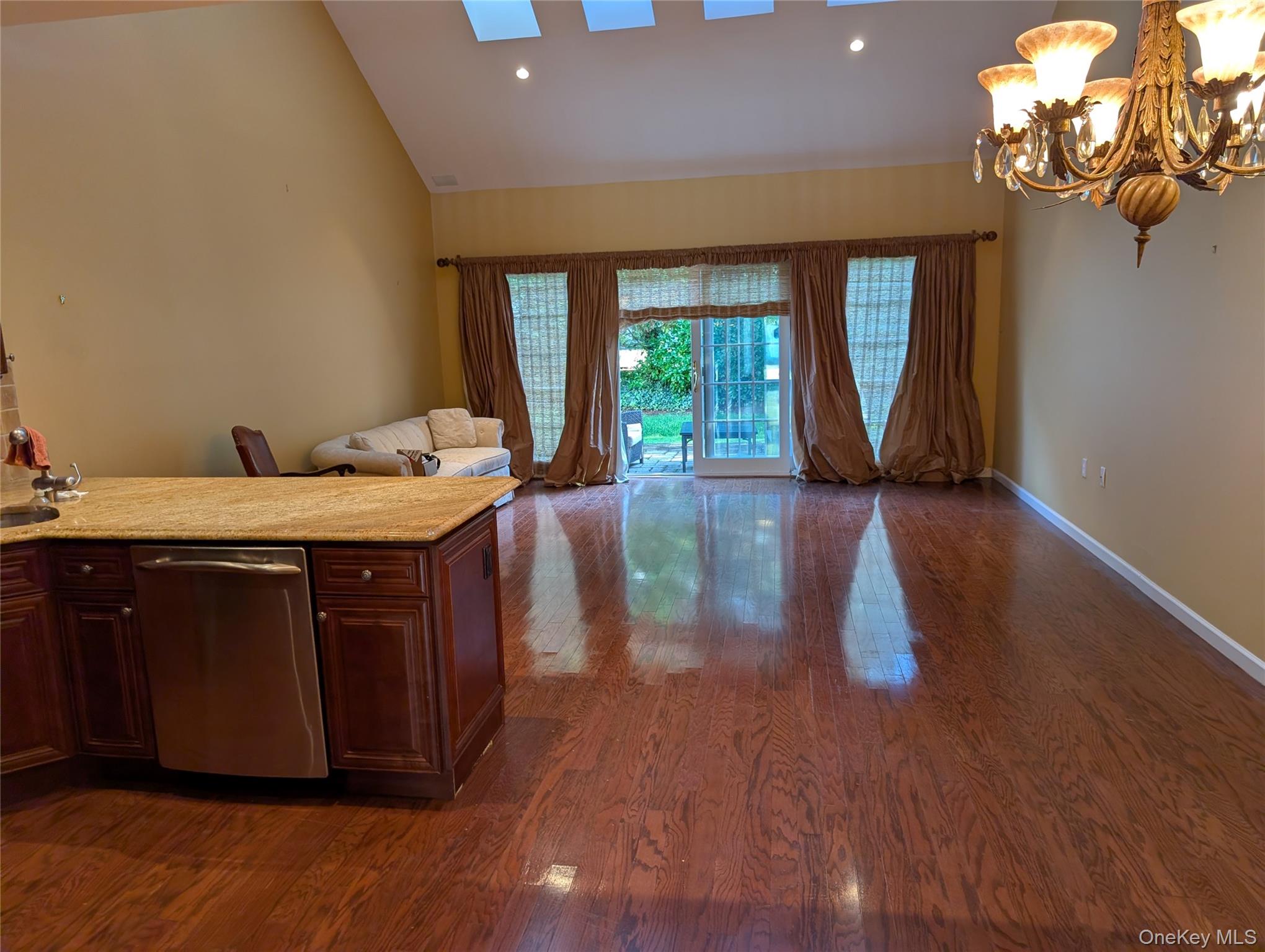 193 Pond View Drive — photo