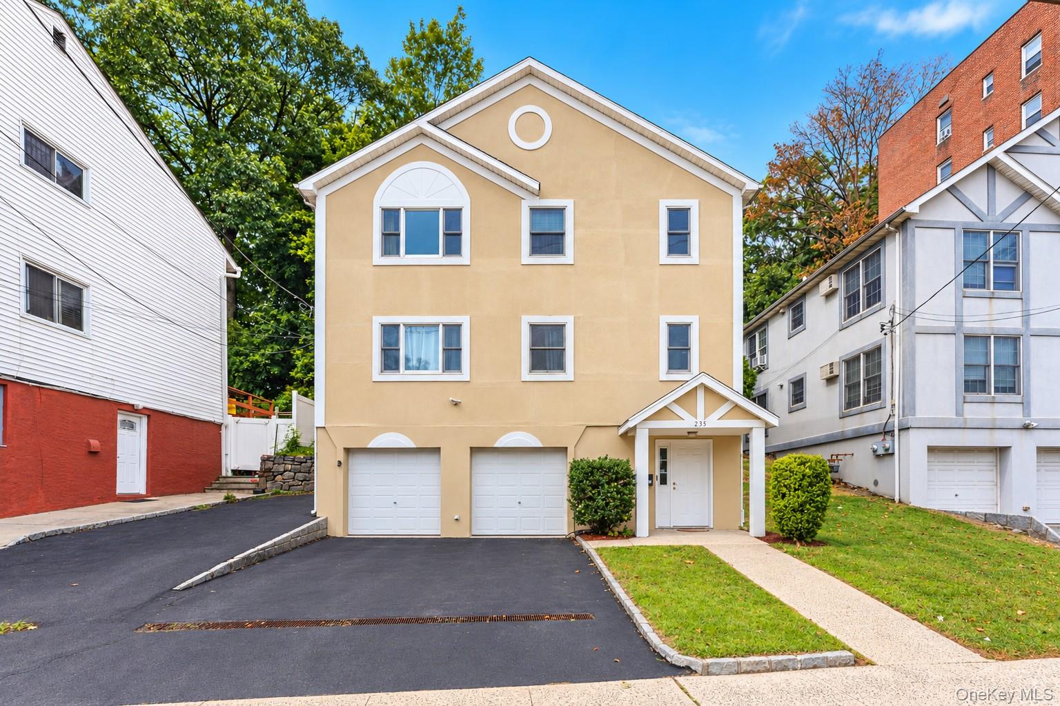 235 Bronx River Road 2 — photo